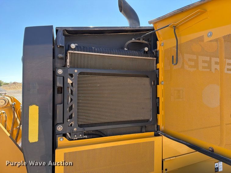 image for item EW7550 2017 John Deere 672G motor grader