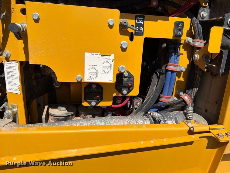 image for item EW7550 2017 John Deere 672G motor grader