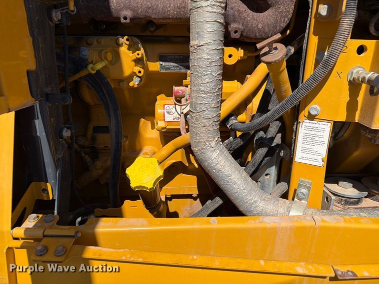 image for item EW7550 2017 John Deere 672G motor grader