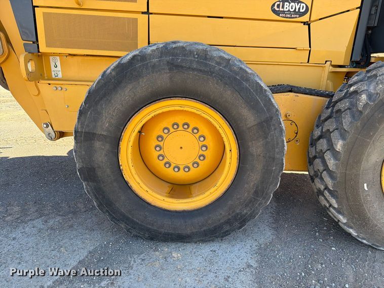 image for item EW7550 2017 John Deere 672G motor grader