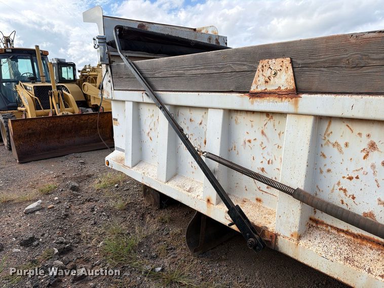 image for item EW7562 McClain Galion 502F dump bed