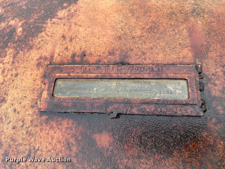 image for item EW7573 (4) tanks