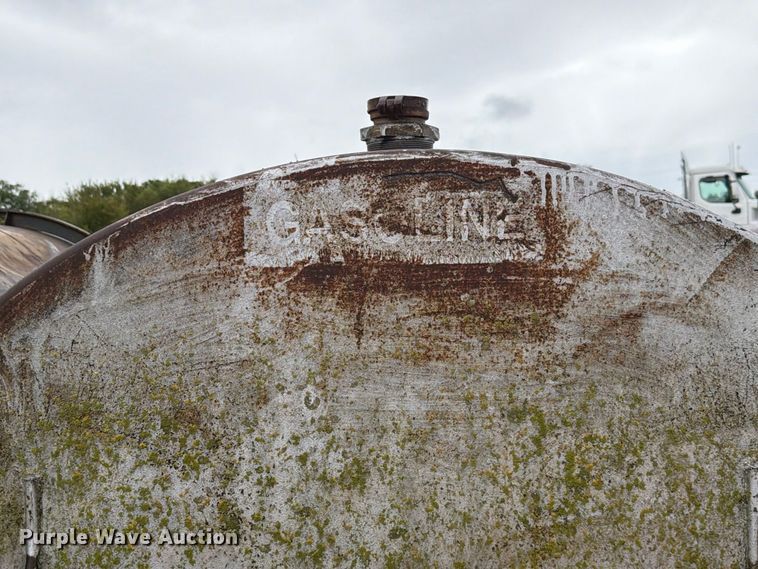 image for item EW7573 (4) tanks