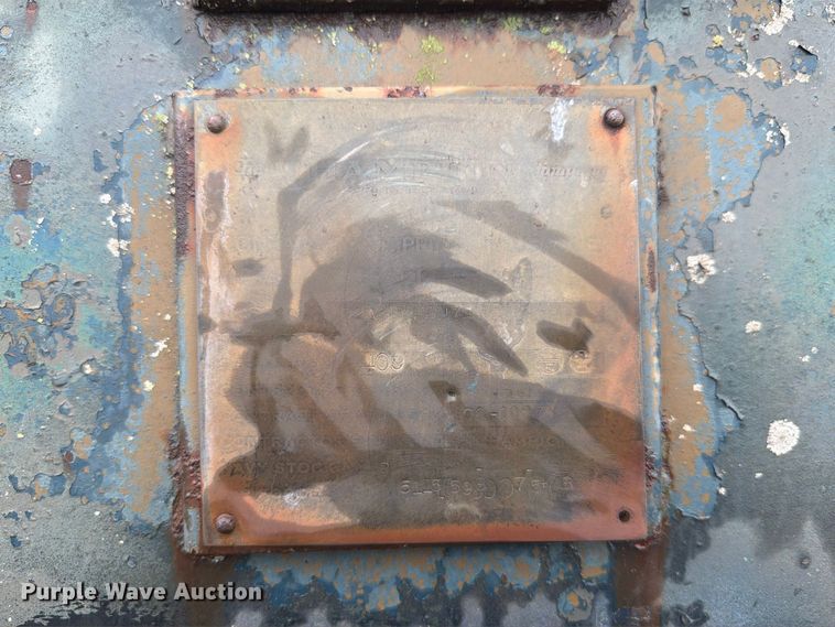 image for item EW7573 (4) tanks