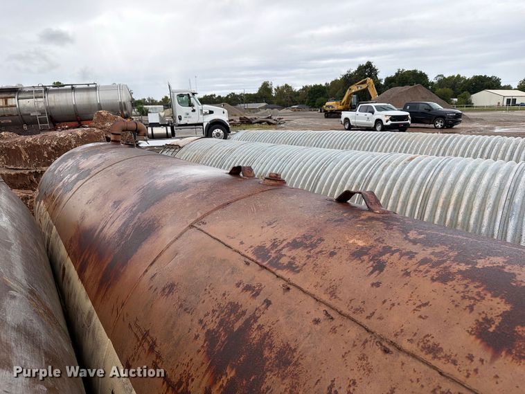 image for item EW7573 (4) tanks