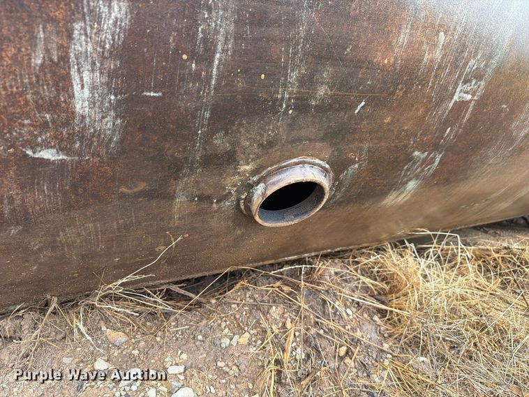 image for item EW7573 (4) tanks