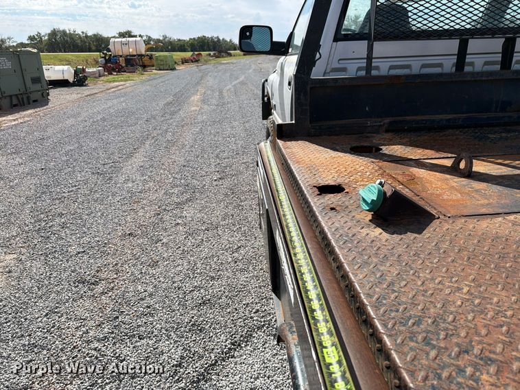 image for item EW7584 2002 Dodge Ram 3500 flatbed truck