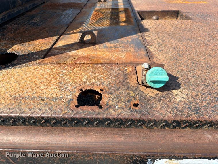 image for item EW7584 2002 Dodge Ram 3500 flatbed truck