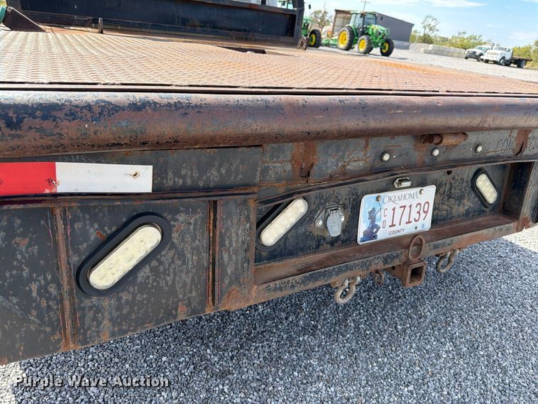 image for item EW7584 2002 Dodge Ram 3500 flatbed truck
