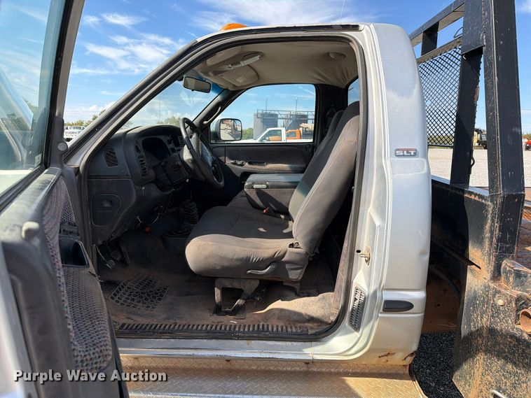 image for item EW7584 2002 Dodge Ram 3500 flatbed truck