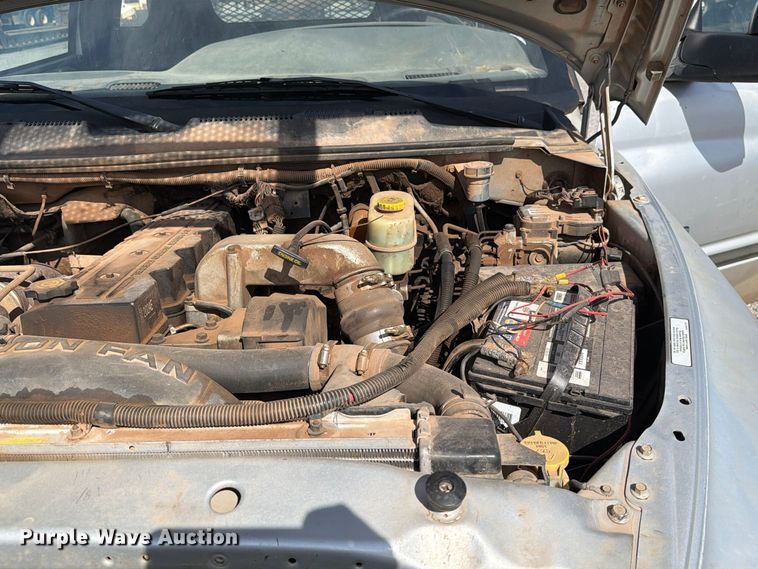 image for item EW7584 2002 Dodge Ram 3500 flatbed truck