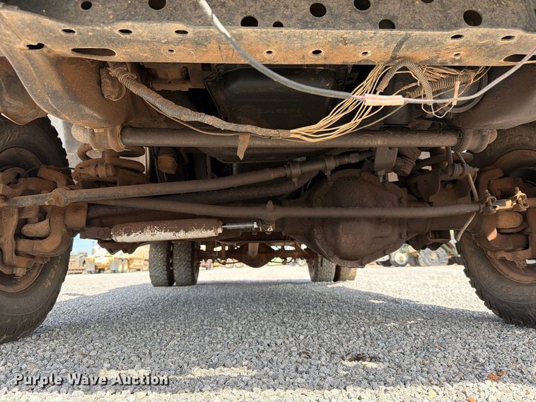 image for item EW7584 2002 Dodge Ram 3500 flatbed truck