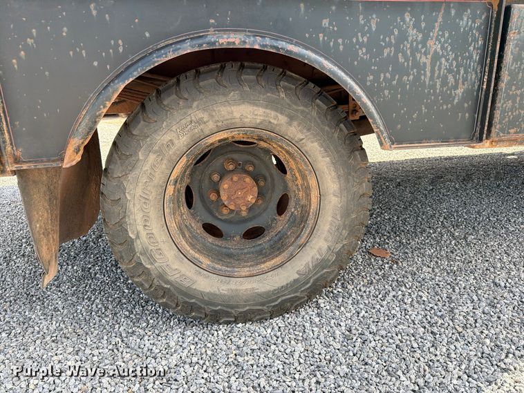 image for item EW7584 2002 Dodge Ram 3500 flatbed truck