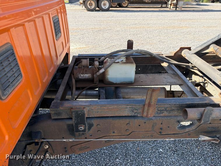 image for item EW7585 2014 RAM 5500 dump truck