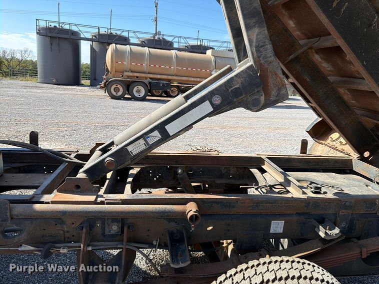 image for item EW7585 2014 RAM 5500 dump truck
