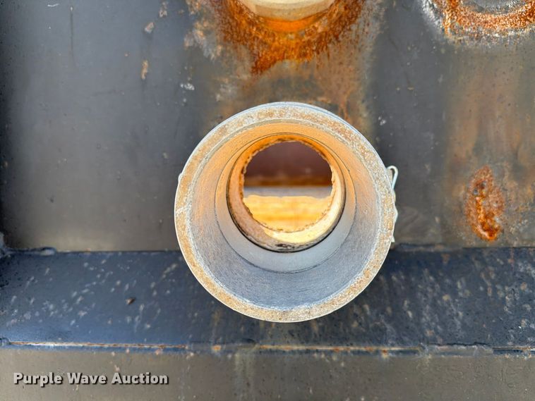 image for item EW7585 2014 RAM 5500 dump truck