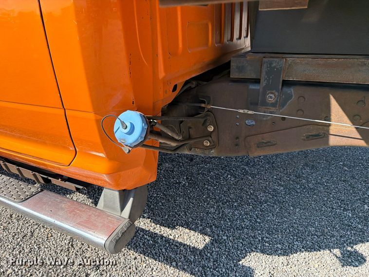 image for item EW7585 2014 RAM 5500 dump truck