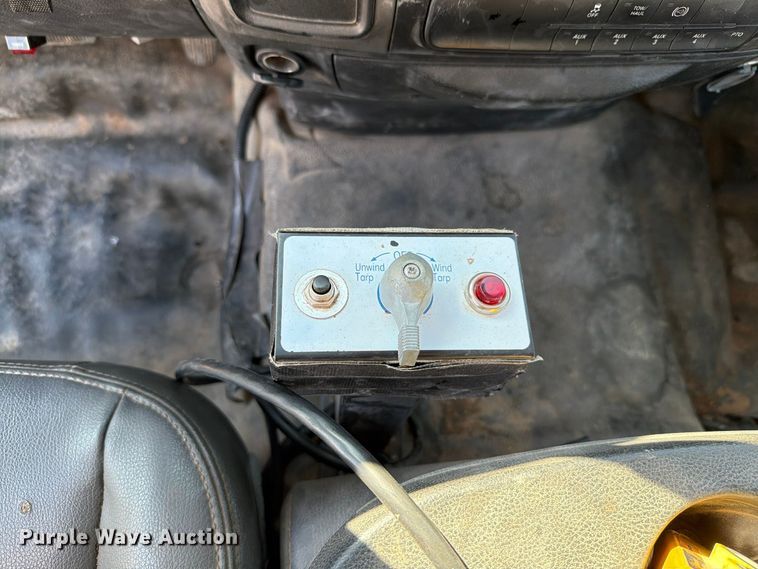 image for item EW7585 2014 RAM 5500 dump truck