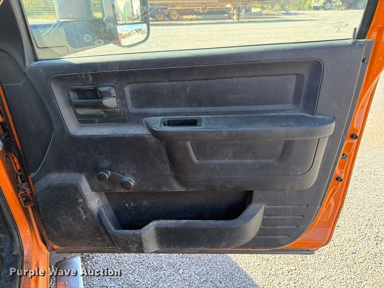 image for item EW7585 2014 RAM 5500 dump truck