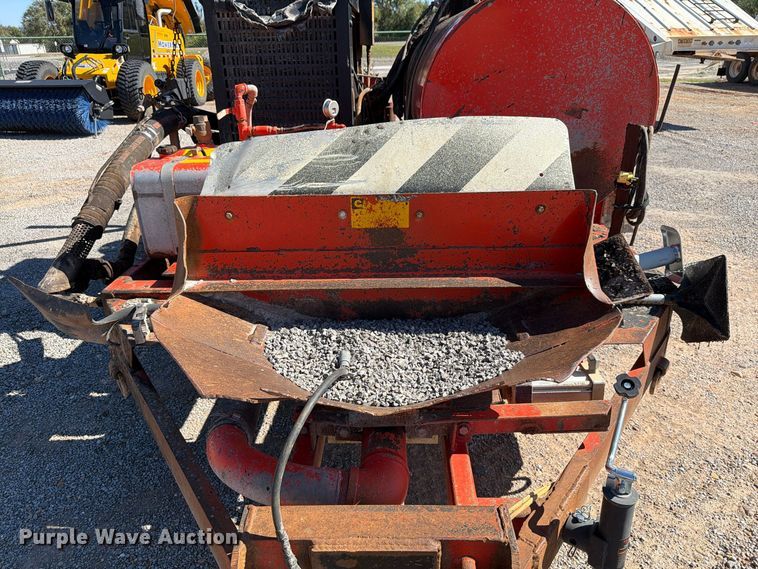 image for item EW7587 2008 Duraco 125DJT pothole patcher