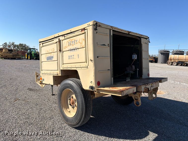 image for item EW7592 Utility trailer