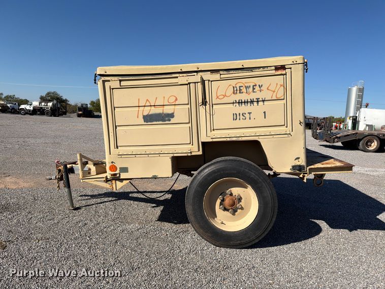 image for item EW7592 Utility trailer