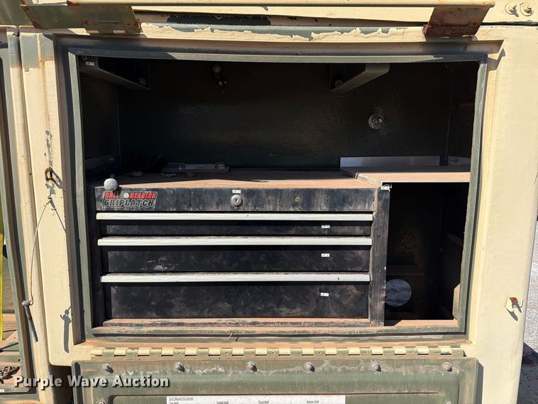 image for item EW7592 Utility trailer