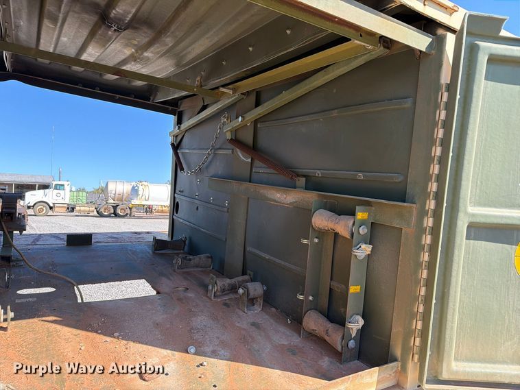 image for item EW7592 Utility trailer