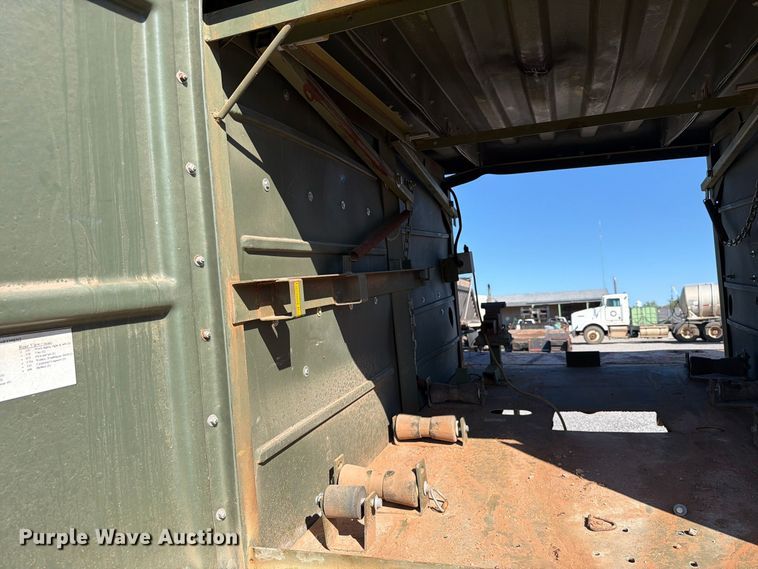 image for item EW7592 Utility trailer