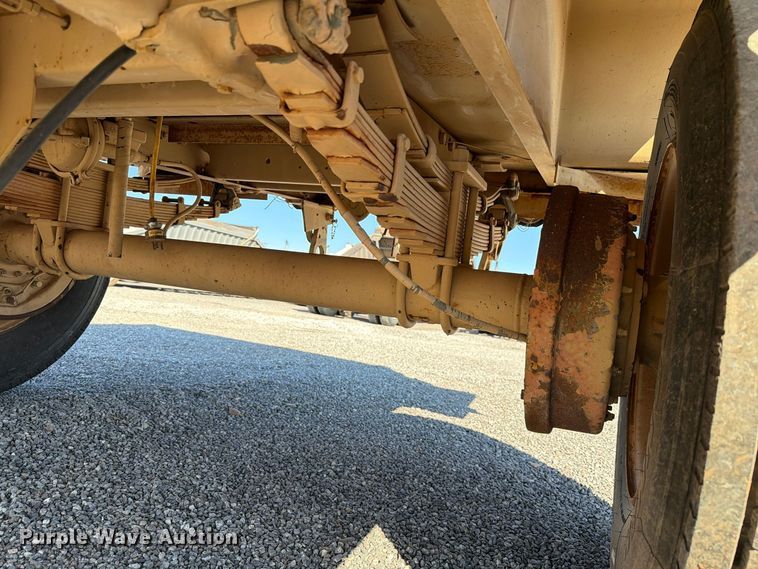 image for item EW7592 Utility trailer