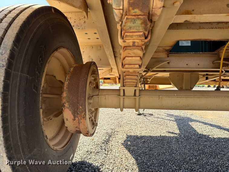 image for item EW7592 Utility trailer