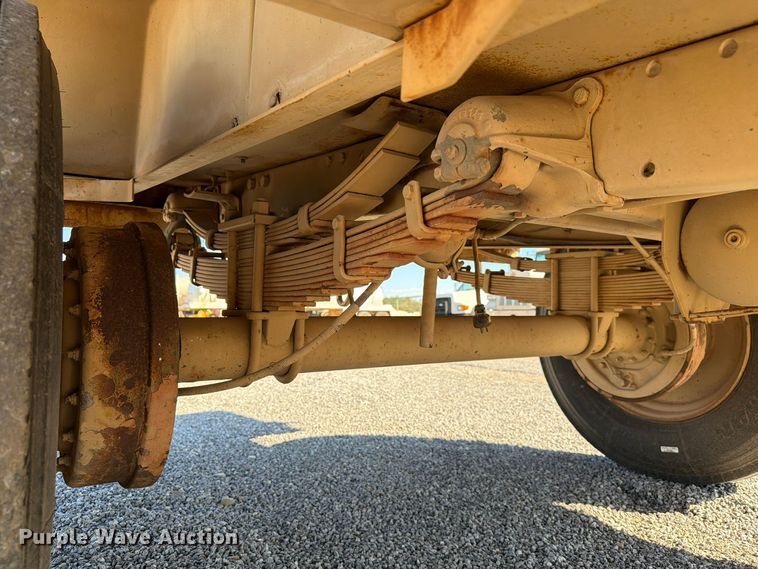 image for item EW7592 Utility trailer