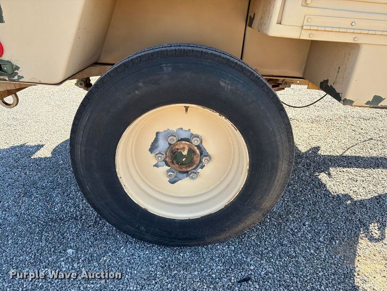 image for item EW7592 Utility trailer
