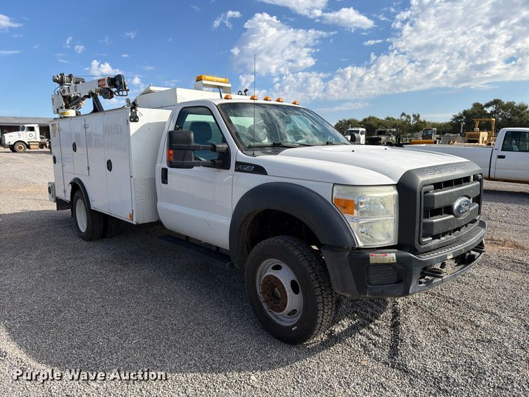 image for item EW7593 2015 Ford F550 Super Duty utility / service truck