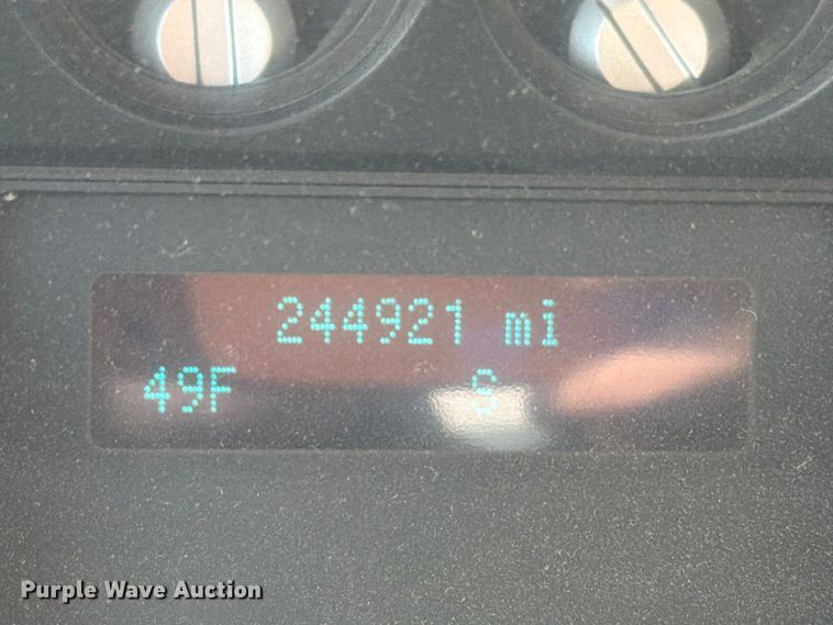 image for item EW7593 2015 Ford F550 Super Duty utility / service truck