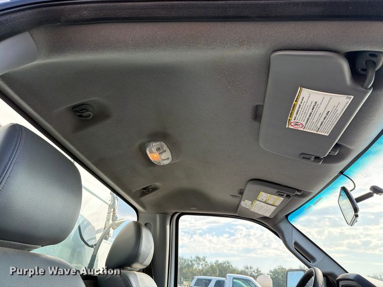 image for item EW7593 2015 Ford F550 Super Duty utility / service truck