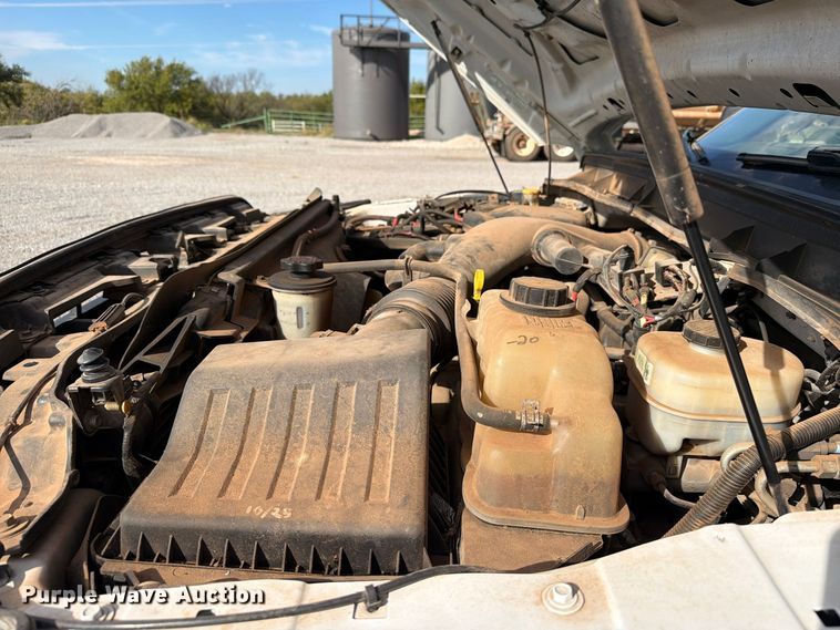 image for item EW7593 2015 Ford F550 Super Duty utility / service truck
