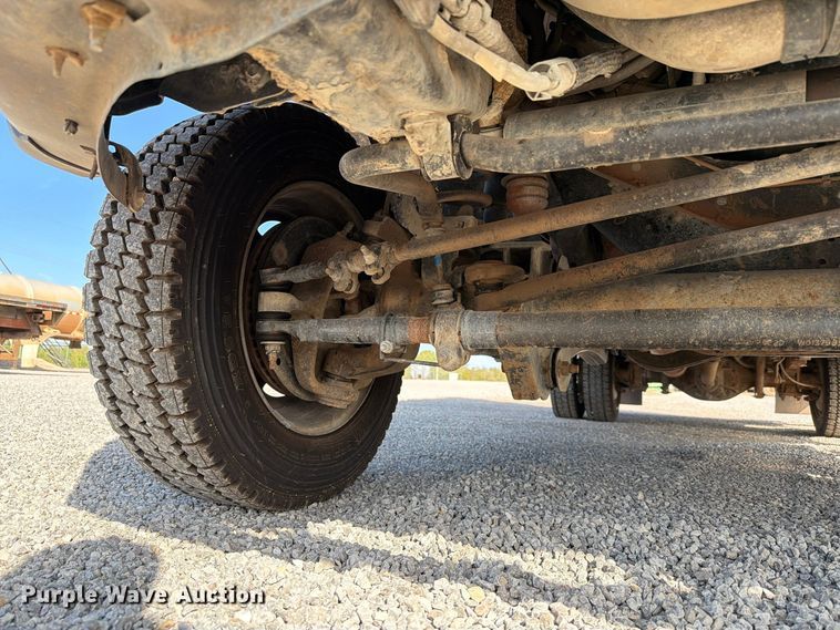 image for item EW7593 2015 Ford F550 Super Duty utility / service truck