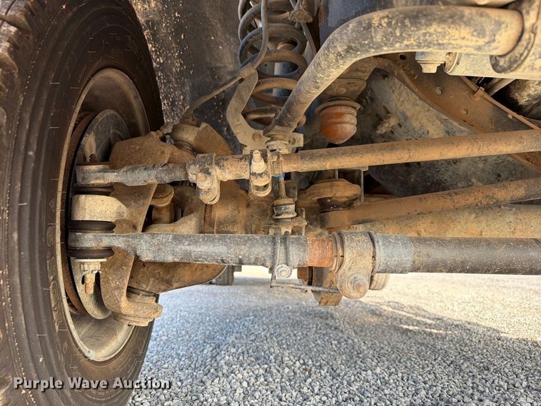 image for item EW7593 2015 Ford F550 Super Duty utility / service truck