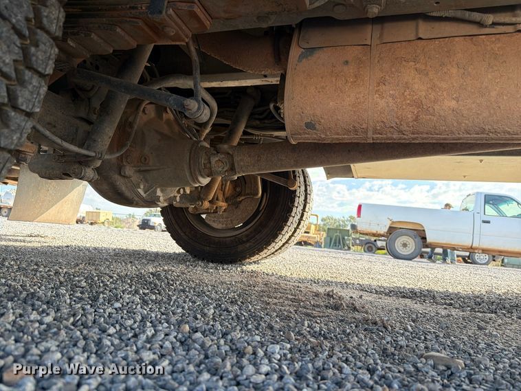 image for item EW7593 2015 Ford F550 Super Duty utility / service truck