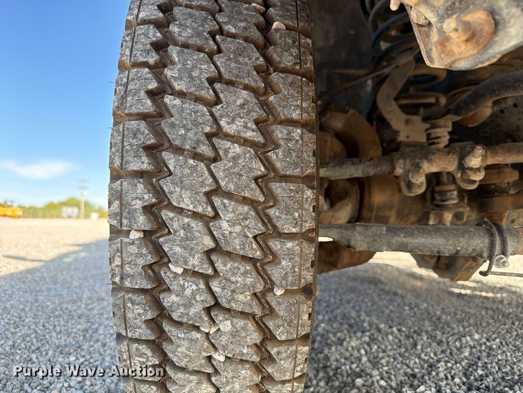 image for item EW7593 2015 Ford F550 Super Duty utility / service truck