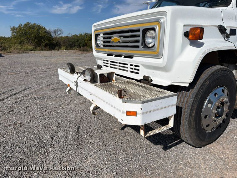 image for item EW7594 1988 Chevrolet C70 flatbed truck