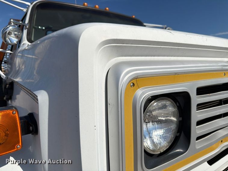 image for item EW7594 1988 Chevrolet C70 flatbed truck