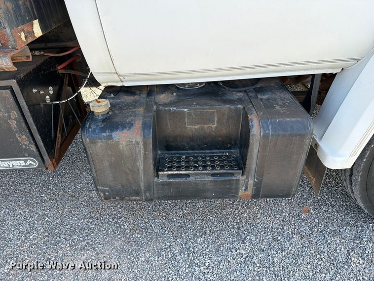 image for item EW7594 1988 Chevrolet C70 flatbed truck