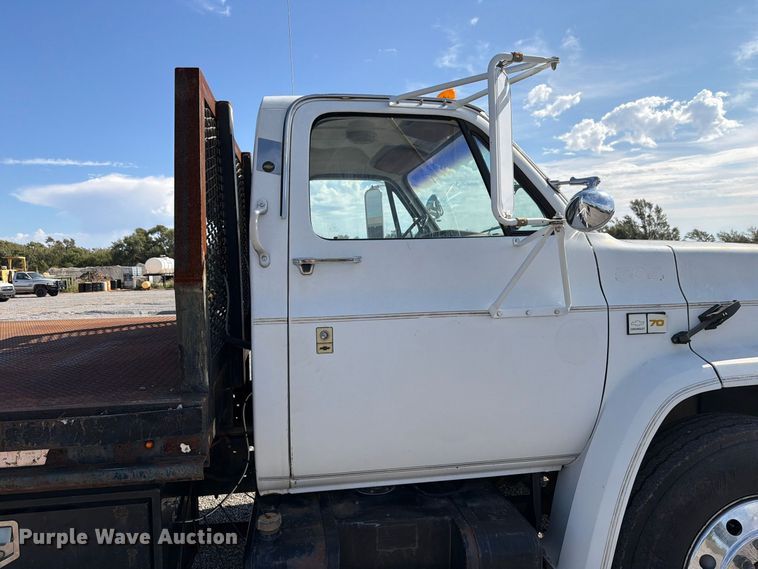 image for item EW7594 1988 Chevrolet C70 flatbed truck