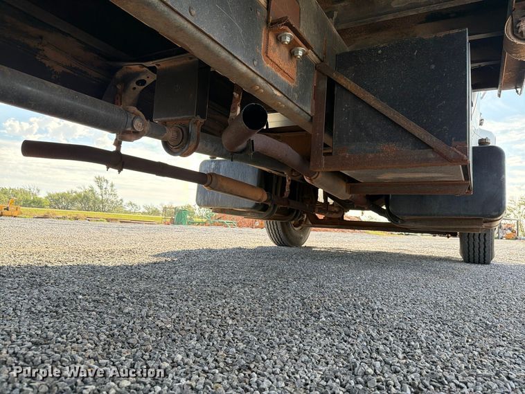 image for item EW7594 1988 Chevrolet C70 flatbed truck