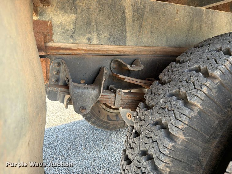 image for item EW7594 1988 Chevrolet C70 flatbed truck