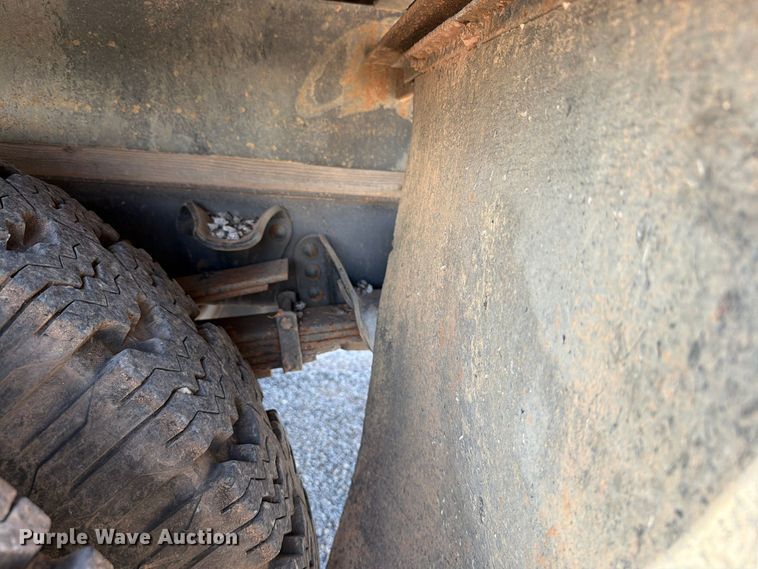 image for item EW7594 1988 Chevrolet C70 flatbed truck