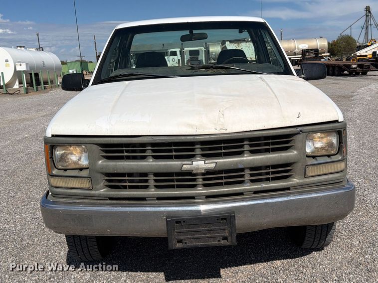image for item EW7596 1998 Chevrolet C2500 pickup truck