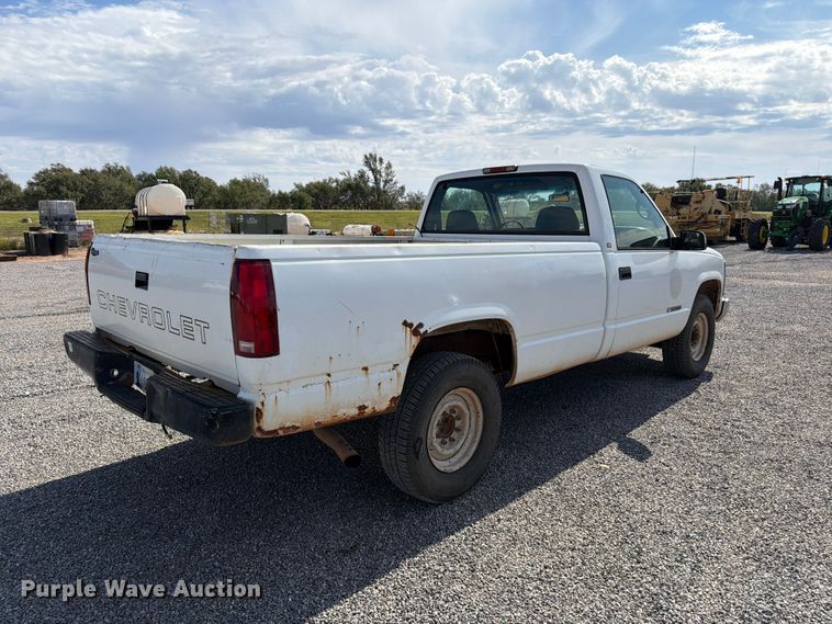 image for item EW7596 1998 Chevrolet C2500 pickup truck